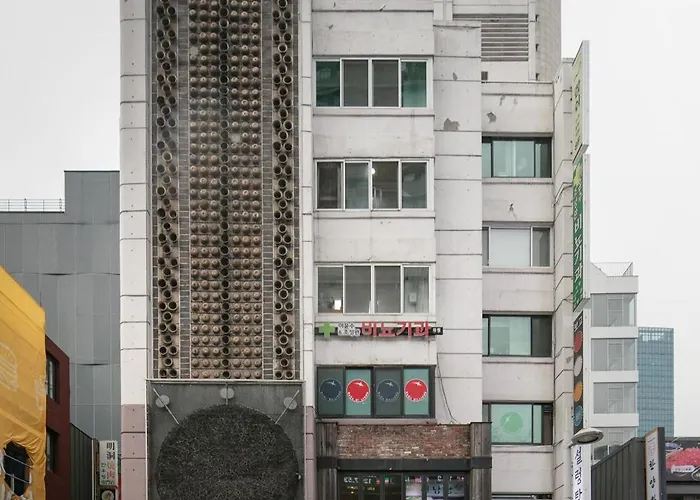 호스텔 여성전용 명동 Zamshh *
