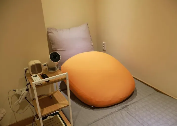 여성전용 명동 Zamshh 호스텔 *